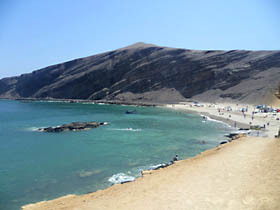 medium_paracas_playa